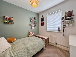 Photo 8- click for photo gallery